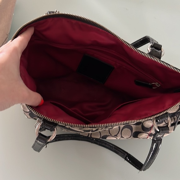𝗖𝗼𝗮𝗰𝗵 purse - Picture 4 of 6